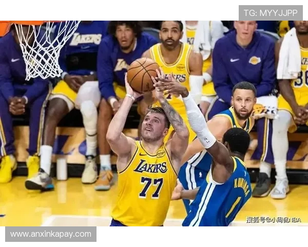 勇士两大将表现糟糕拖球队分